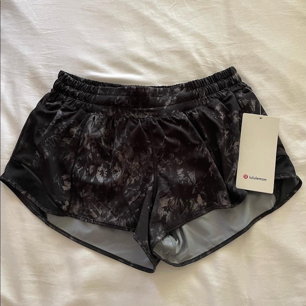 NWT LULU SHORTS